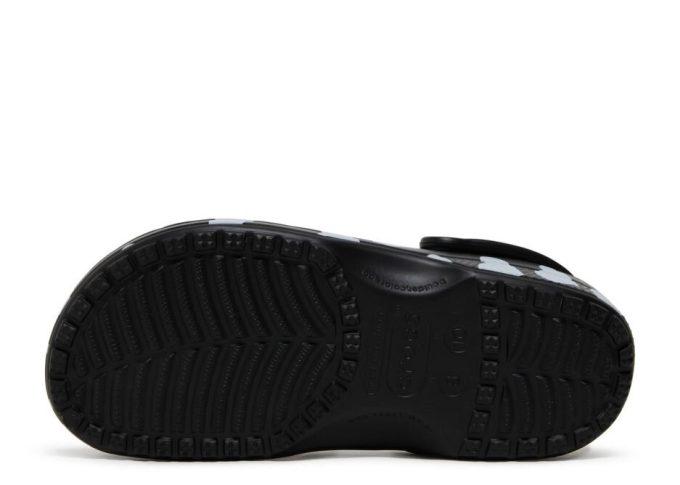 Awake NY x Classic Clog „Home Is Where The Heart Is – Schwarz“