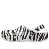 Crocs Classic Clog Strandsandalen mit Tierdruck Schwarz Weiß 206676-1DE
