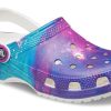 Crocs Classic Pattern Weiß-Lila Sandalen „Weiß-Lila“ 206565-14N