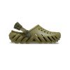 Crocs Echo Clogs „Olivgrün“ 207937-3UA