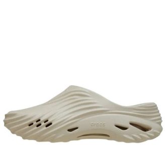 Crocs Echo Wave Clogs „Mandel-Tönung“ 210521-0LL