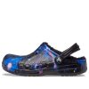 Crocs (GS) Baya gefütterte Galaxy Clogs mit Fuzzy-Strap „Black Multi“ 207654-0C4