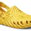 Crocs Pollex Clog x Salehe Bembury „Yolk“ 207393-76L