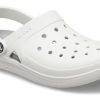 Crocs Reviva Beach Beige Sandalen 205852-1CR Crocs Reviva Beach Beige Sandalen 205852-1CR