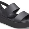 Crocs (WMNS) Brooklyn Freizeitsandalen mit dicker Sohle, Schwarz, 206453-060 Crocs (WMNS) Brooklyn Freizeitsandalen mit dicker Sohle, Schwarz, 206453-060