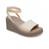 Crocs (WMNS) Brooklyn Knöchelriemen-Keilsandalen „Cremeweißbraun“ 209406-2DS