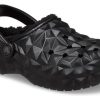 Crocs (WMNS) Classic Clog Gefütterte geometrische Schuhe „Schwarz“ 210069-001