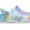 Crocs (WMNS) Classic Out of this World II Clog „Mehrfarbig“ 206868-928