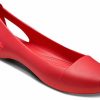 Crocs (WMNS) Flache rote Sandalen 202811-8C1 Crocs (WMNS) Flache rote Sandalen 202811-8C1