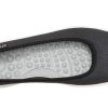 Crocs (WMNS) Reviva Cozy Atmungsaktive Low Tops Athleisure Casual Sportschuh Schwarz Weiß 205880-066 Crocs (WMNS) Reviva Cozy Atmungsaktive Low Tops Athleisure Casual Sportschuh Schwarz Weiß 205880-066