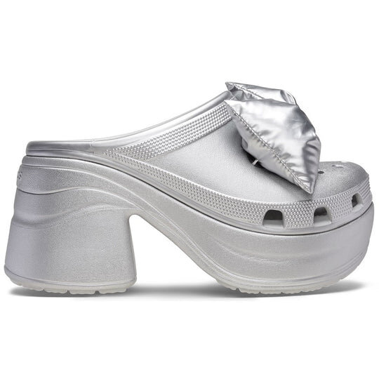 Crocs (WMNS) Siren Metallic Bow Clogs „Silber“ 210050-0P1 Crocs (WMNS) Siren Metallic Bow Clogs „Silber“ 210050-0P1
