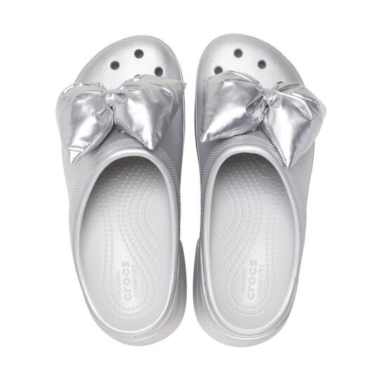 Crocs (WMNS) Siren Metallic Bow Clogs „Silber“ 210050-0P1 Crocs (WMNS) Siren Metallic Bow Clogs „Silber“ 210050-0P1