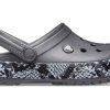 Crocs (WMNS) Snake Pattern graphitschwarze Sandalen 206380-02W Crocs (WMNS) Snake Pattern graphitschwarze Sandalen 206380-02W