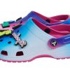 Crocs x Palace x Rapha Klassischer Clog „Education First“ 208220-90H
