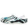 Crocs x Ron English Klassische Clogs „Animal Stripes“ 207619-100
