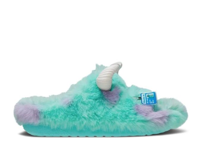Monsters Inc. x Klassische Cozzzy-Sandale „Sulley“ Monsters Inc. x Klassische Cozzzy-Sandale „Sulley“