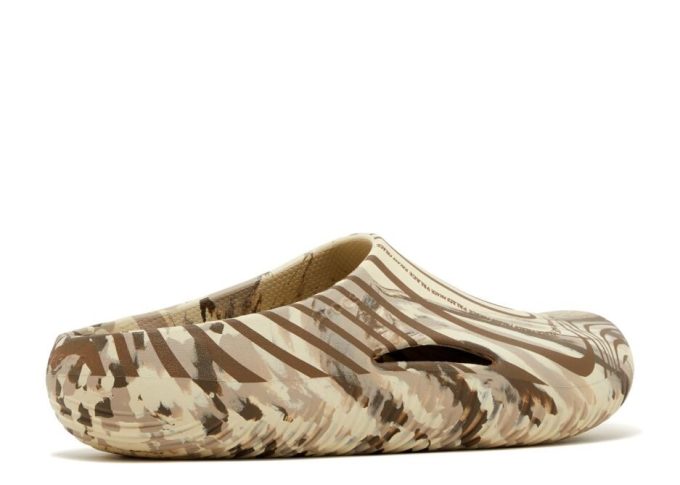 Palace x Mellow Slide „Bone“ Palace x Mellow Slide „Bone“