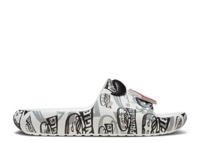 Pringles x Classic Slide V2 „Heritage Pringles Print“ Pringles x Classic Slide V2 „Heritage Pringles Print“